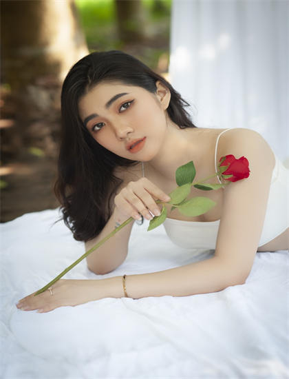 日韩亚洲欧美中文在线_免费三级现频在线观看_国产特黄特色的大片观看免费视频